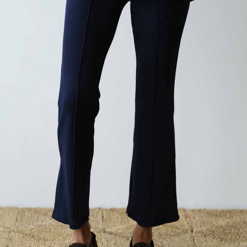 NWOT Donni Rib Kick Flare